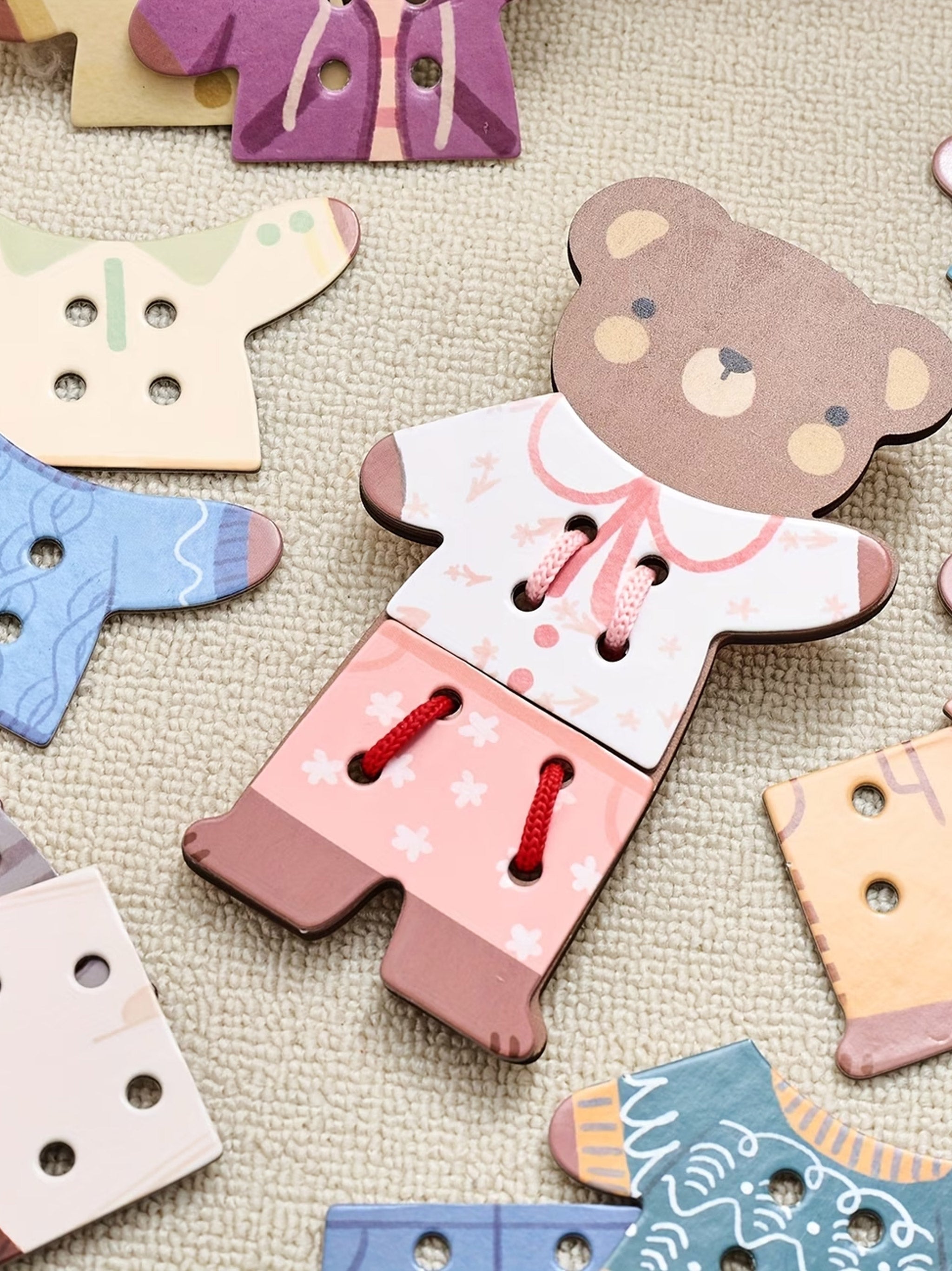 Bear Dressing Lacing Board