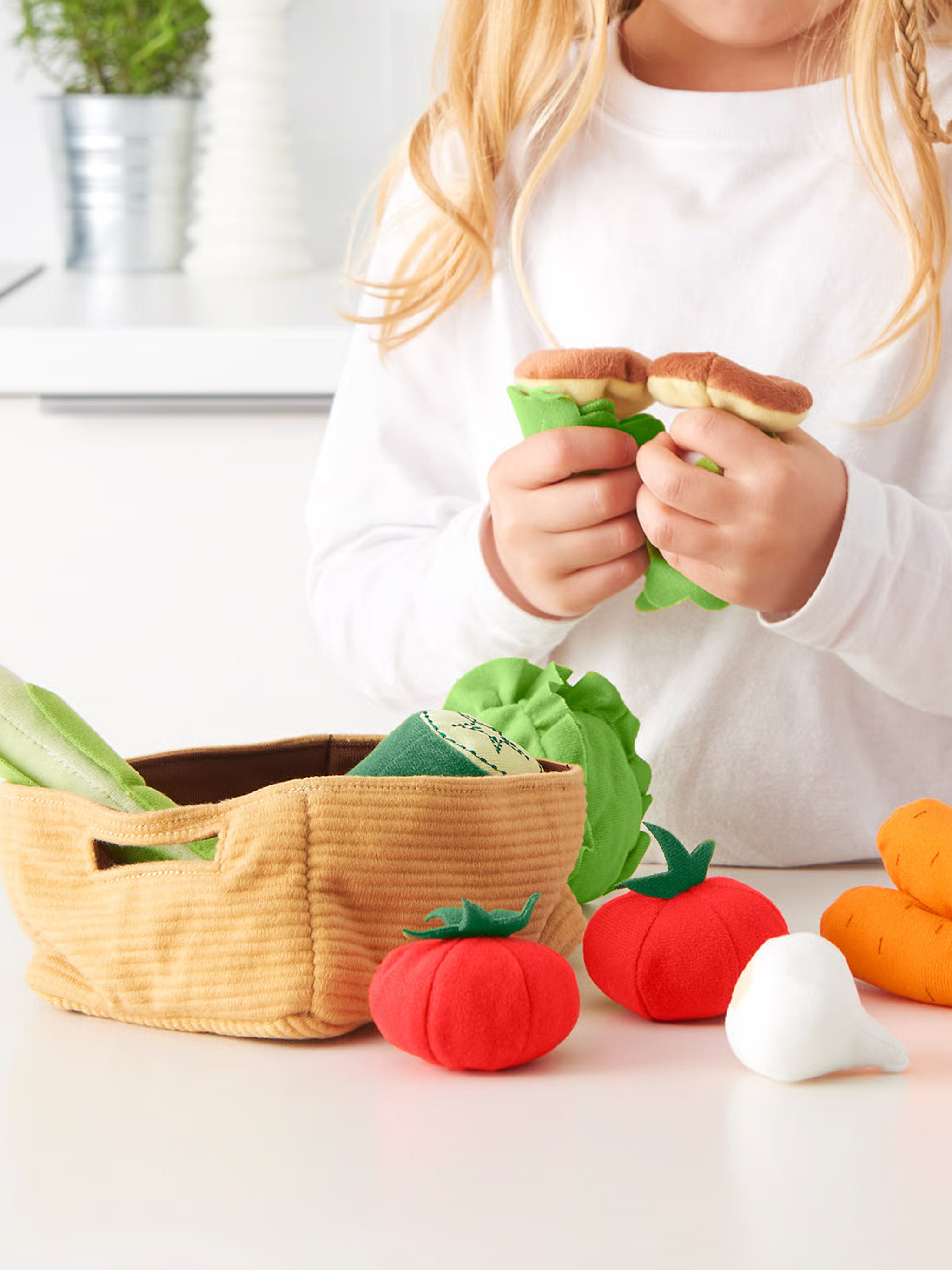 IKEA DUGTIG Vegetable Set (14 Piece)