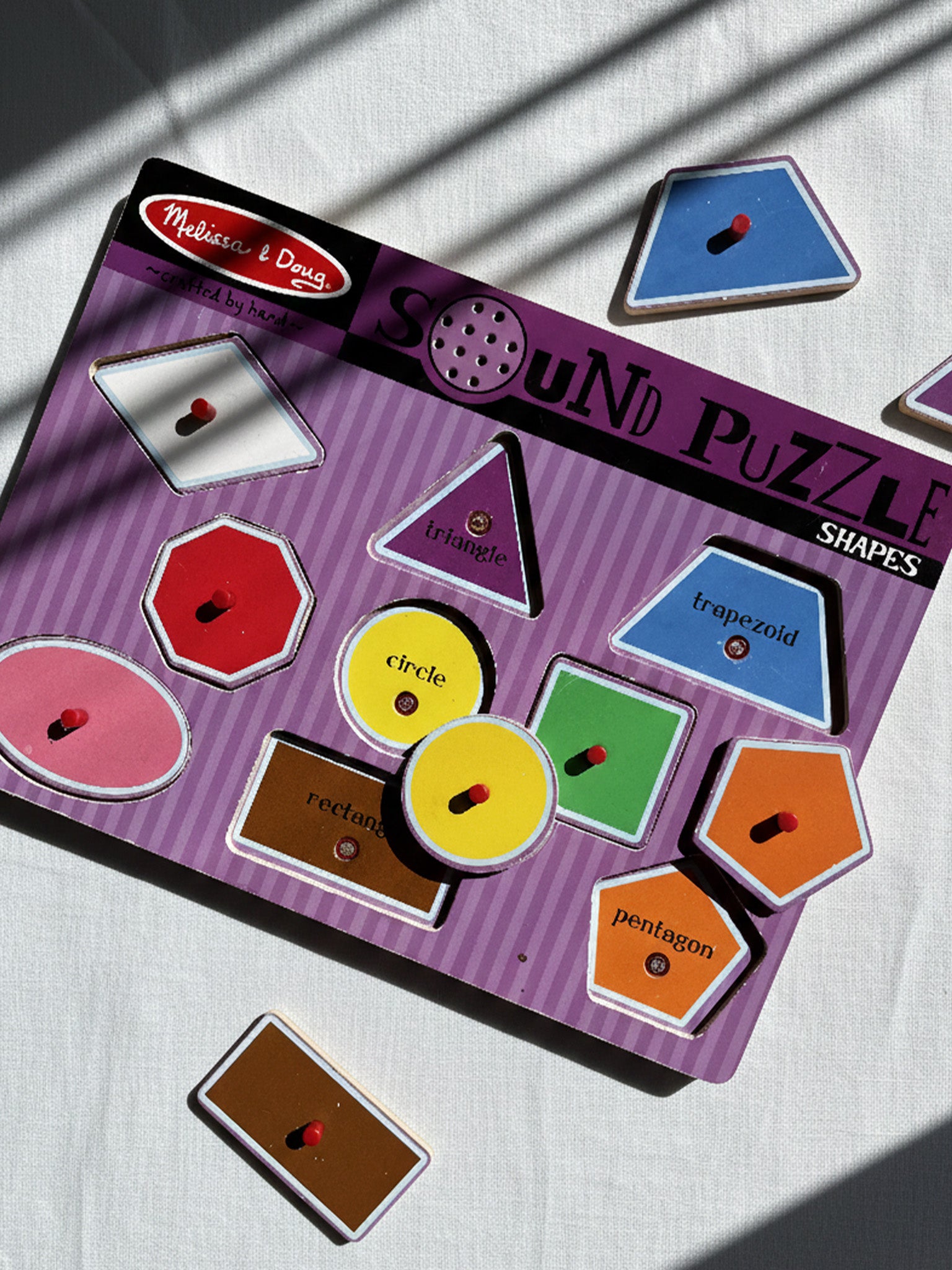 Pre-owned: Shapes Wooden Peg Puzzle