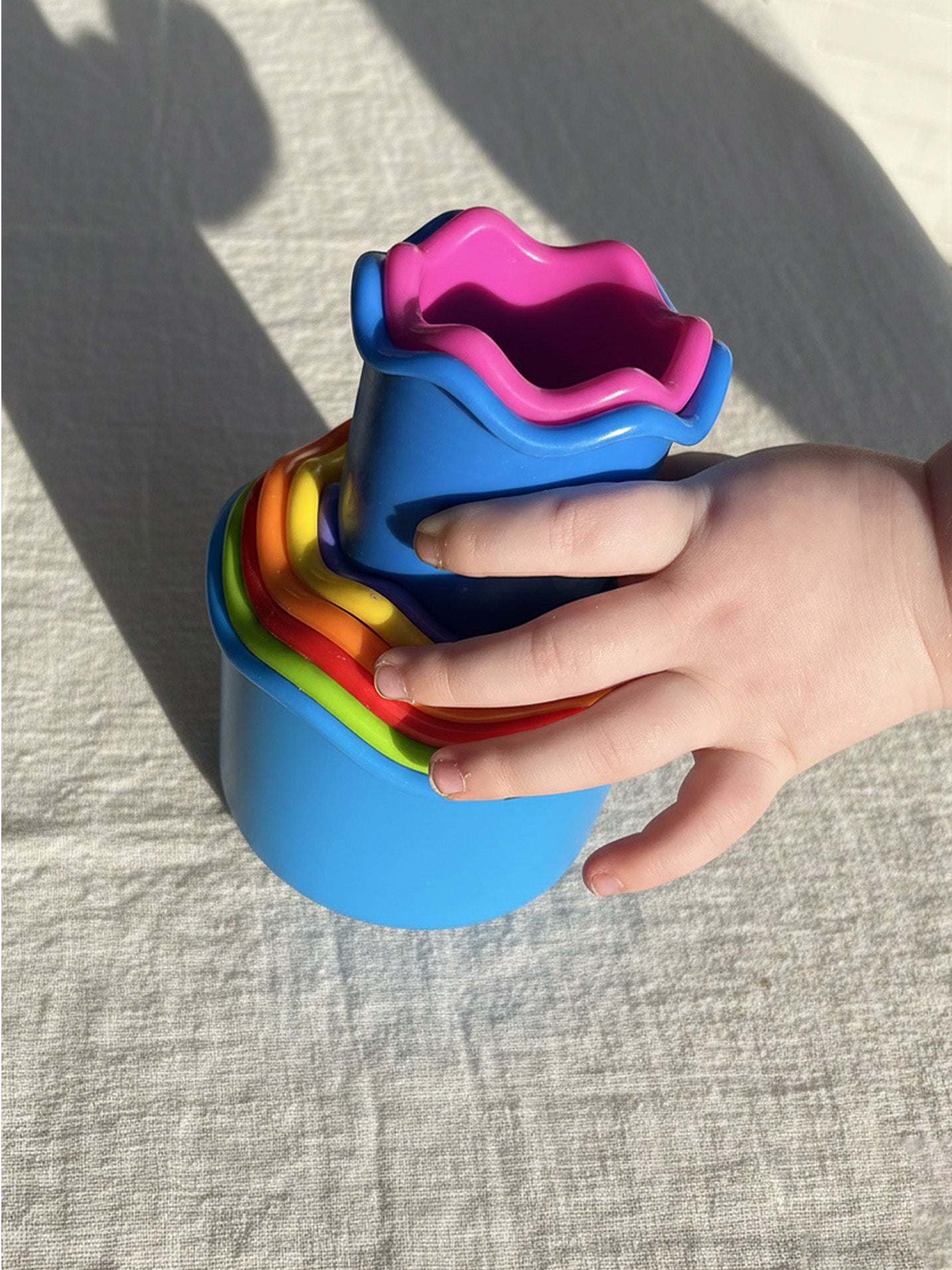 Pre-owned: Stacking Cups Set